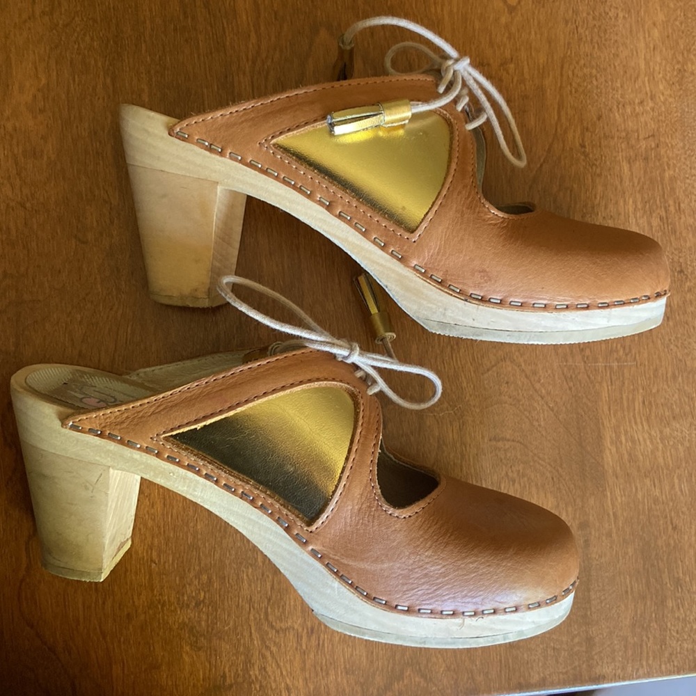 Maguba Swedish Clogs - image 6